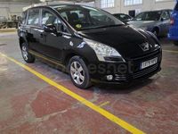 Usado Peugeot 5008 Access 115 CV (84 kW) 2013 Negro Monovolumen