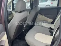 Usado Lancia Musa 90 CV (66 kW) 2007 Rojo Monovolumen