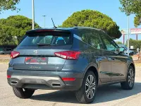 Usado Seat Arona FR 115 CV (84 kW) 2024 Gris / plata SUV