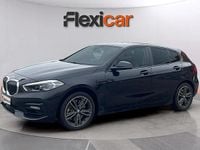 Begagnad BMW 120 178 HK (130 kW) 2024 Svart Halvkombi
