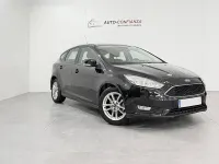 Usado Ford Focus Trend 125 CV (91 kW) 2015 Negro Berlina