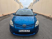Usado Toyota Auris Active 90 CV (66 kW) 2012 Azul Berlina