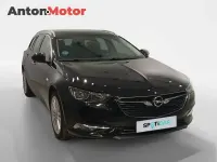 Usado Opel Insignia Excellence 165 CV (121 kW) 2019 Negro Familiar