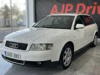 Begagnad Audi A4 170 HK (125 kW) 2002 Vit Kombi