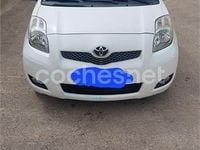 Usado Toyota Yaris Active 101 CV (74 kW) 2009 Blanco Utilitario