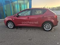 Usado Seat Ibiza Style 105 HP (77 kW) 2011 Vermelho Sedan