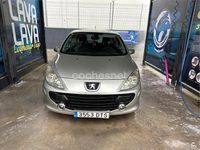Usado Peugeot 307 110 CV (80 kW) 2005 Gris / plata Berlina