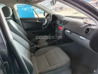 Usado Audi A3 Sportback Attraction 105 CV (77 kW) 2010 Negro Utilitario