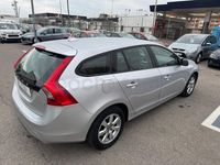 Usado Volvo V60 Momentum 136 CV (100 kW) 2013 Gris / plata Familiar