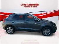 Usado VW T-Roc Life 110 CV (80 kW) 2024 Gris / plata SUV