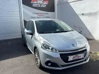 Usado Peugeot 208 Allure 82 CV (60 kW) 2018 Gris / plata Utilitario
