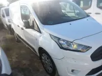 Usado Ford Tourneo Trend 99 CV (72 kW) 2022 Blanco Van