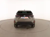 Usado Toyota Yaris Cross Active 116 CV (85 kW) 2023 Verde SUV