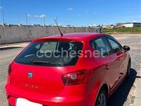 Usado Seat Ibiza I-Tech 70 CV (51 kW) 2014 Rojo Berlina