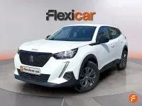 Usado Peugeot 2008 Active 100 CV (73 kW) 2022 Blanco SUV
