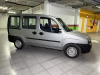 Usado Fiat Doblò Dynamic 70 CV (51 kW) 2004 Gris Monovolumen