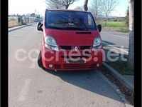 Usado Renault Trafic LIMITED 120 CV (88 kW) 2019 Rojo Monovolumen