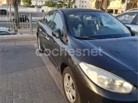 Usado Renault Fluence Dynamique 110 CV (80 kW) 2012 Negro Berlina