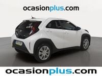 Usado Toyota Aygo X Play 72 CV (52 kW) 2023 Blanco SUV