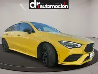 Usado Mercedes CLA250 Shooting Brake 224 CV (164 kW) 2020 Amarillo Familiar