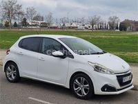 Usado Peugeot 208 Active 82 CV (60 kW) 2015 Blanco Utilitario