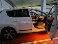 Usado Peugeot 3008 Allure 156 CV (114 kW) 2014 Blanco Familiar