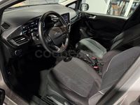 Usado Ford Fiesta Active 85 CV (62 kW) 2018 Gris / plata Utilitario