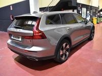 Usado Volvo V60 CC 190 CV (139 kW) 2019 Gris Familiar