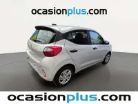 Usado Hyundai i10 67 CV (49 kW) 2020 Plateado Utilitario