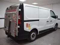 Usado Renault Trafic 114 CV (83 kW) 2015 Blanco Monovolumen