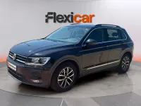 Usado VW Tiguan Edition 131 CV (96 kW) 2020 Negro SUV