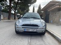 Usado Mini ONE 90 CV (66 kW) 2003 Gris / plata Utilitario