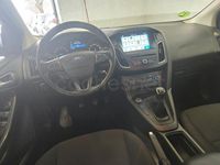 Usado Ford Focus Trend 100 CV (73 kW) 2016 Gris / plata Berlina