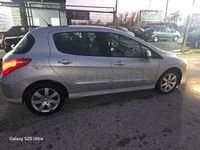 Usado Peugeot 308 110 CV (80 kW) 2010 Gris / plata Berlina