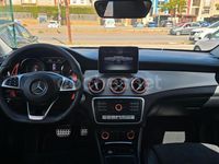 Usado Mercedes CLA200 136 CV (100 kW) 2018 Gris / plata Berlina
