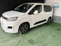 Usado Citroën Berlingo Live 102 CV (75 kW) 2020 Blanco Monovolumen