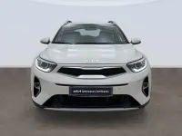 Usado Kia Stonic 100 CV (73 kW) 2025 Blanco SUV