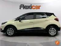 Usado Renault Captur Zen 90 CV (66 kW) 2016 Beige SUV