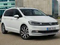 Usado VW Touran Advance 150 CV (110 kW) 2018 Negro Monovolumen