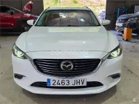 Usado Mazda 6 Luxury 175 CV (128 kW) 2015 Gris / plata Familiar