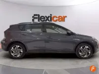 Usado Hyundai Bayon 84 CV (61 kW) 2023 Gris SUV