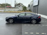 Usado Lexus IS300h Executive Line 223 CV (164 kW) 2018 Azul Berlina