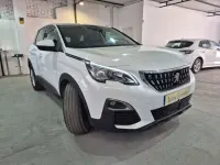 Usado Peugeot 3008 Active 131 CV (96 kW) 2020 Blanco SUV