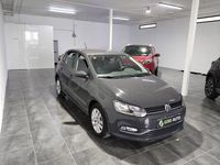 Usado VW Polo Advance 90 CV (66 kW) 2015 Gris / plata Berlina