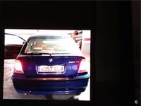 Usado BMW 320 150 CV (110 kW) 2001 Azul Berlina