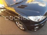 Usado Peugeot 206 110 CV (80 kW) 2004 Negro Berlina