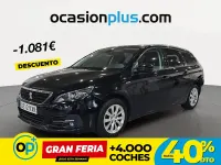 Usado Peugeot 308 Style 130 CV (95 kW) 2019 Negro Familiar