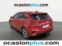 Käytetty Kia Ceed 120 HP (88 kW) 2019 Punainen Viistoperä
