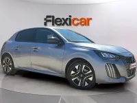 Usado Peugeot 208 Allure 101 CV (74 kW) 2025 Gris Utilitario