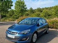 Usado Opel Astra Excellence 110 CV (80 kW) 2013 Azul Berlina